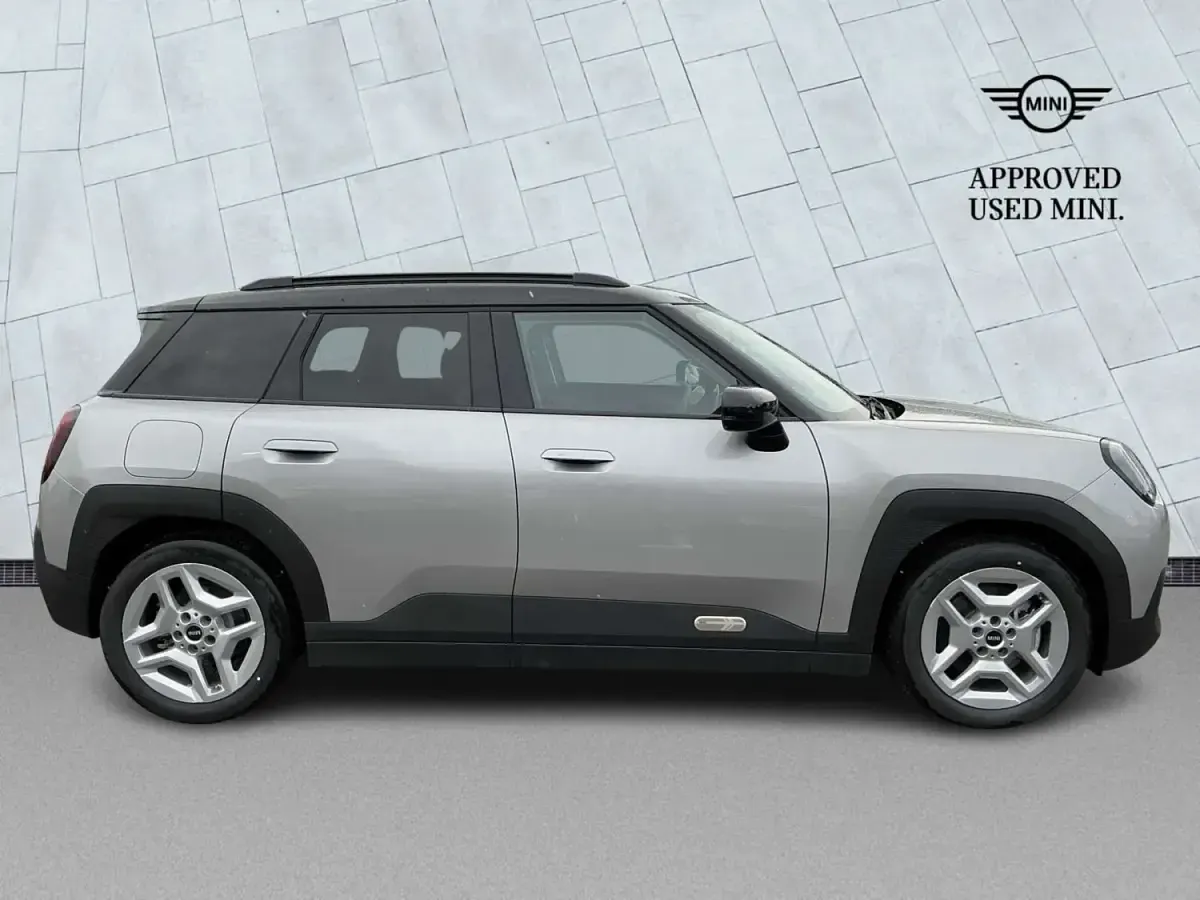 New Mini Aceman Classic 135 kW (184 HP) 2026 Silver SUV