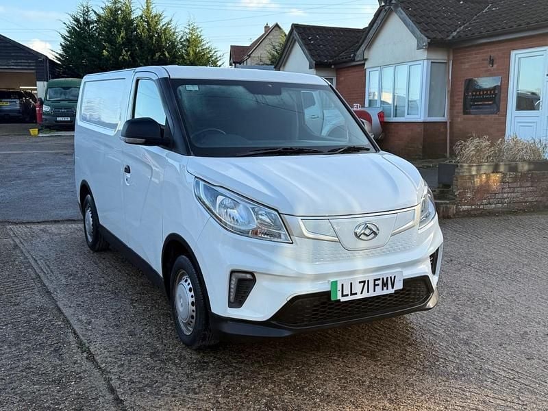 Used Maxus eDeliver 3 89 kW (122 HP) 2021 White Van