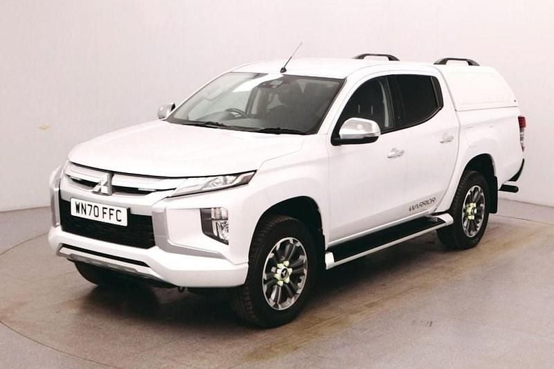 White Used 2020 Mitsubishi L200 Warrior Pickup | £14,490 - Image 1/4