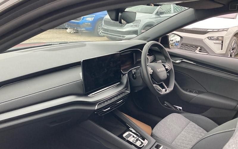 Used Skoda Octavia SportLine 150 HP (110 kW) 2025 Grey Estate