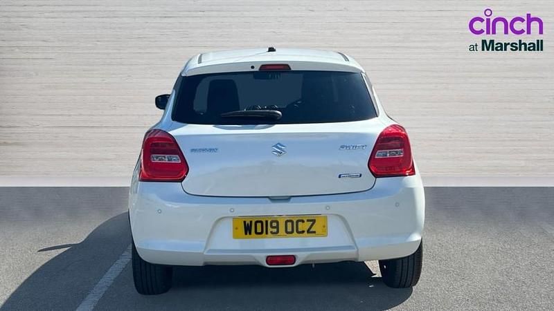 Used Suzuki Swift SZ5 111 HP (81 kW) 2021 White Hatchback