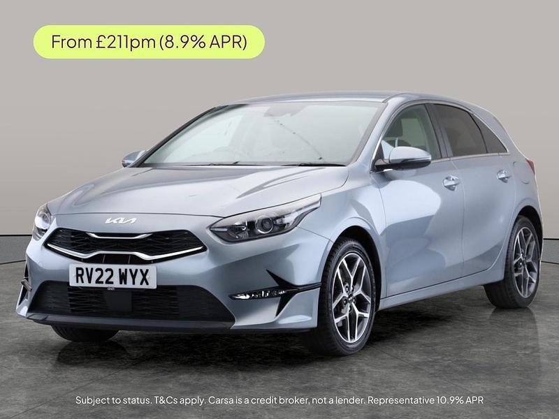 Used Kia Ceed 160 HP (117 kW) 2021 Silver Hatchback