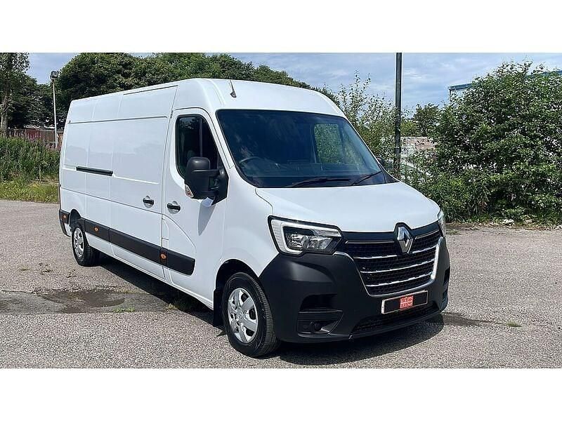 Mineral white Used 2021 Renault Master Business Van | £18,995 (Expensive) - Image 1/4