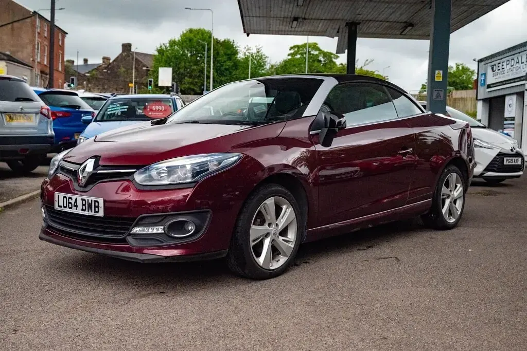 Used Renault Mégane Cabriolet Dynamique 2014 Red Cabriolet