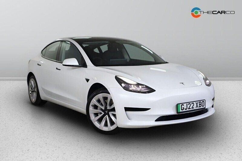 White Used 2022 Tesla Model 3 Standard Range Sedan | £19,389 (Super price) - Image 1/1