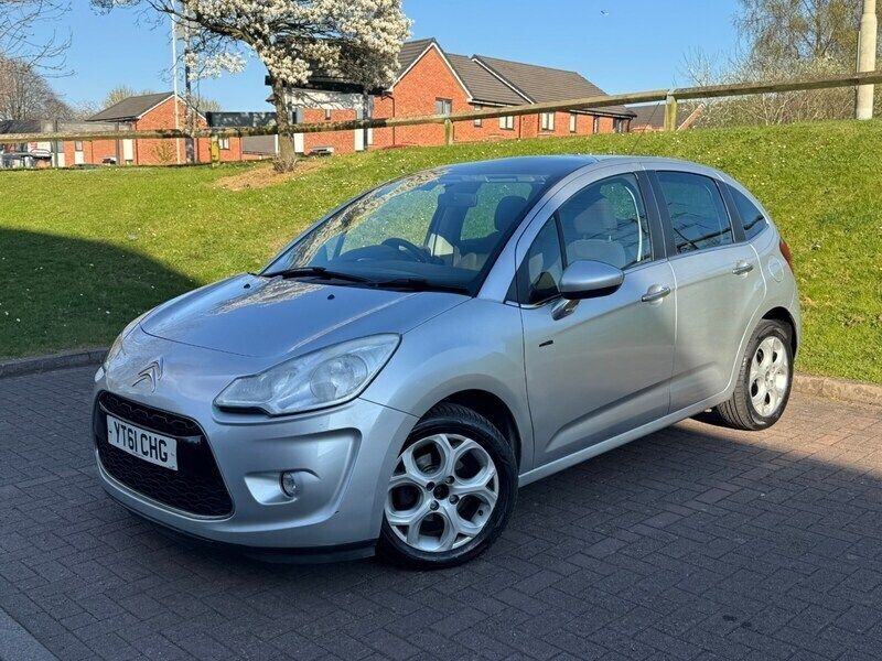 Silver Used 2011 Citroën C3 Exclusive Hatchback | £1,295 (Fair price) - Image 1/4