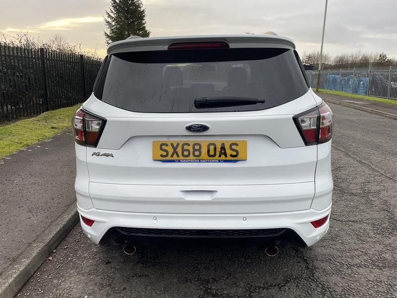 Used Ford Kuga ST-Line 150 HP (110 kW) 2019 White SUV