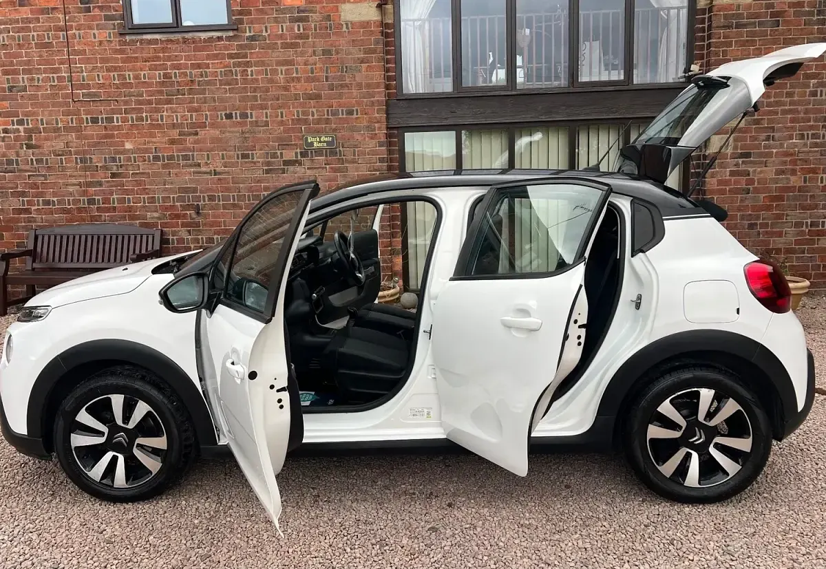 Used Citroën C3 Feel 2017 White Hatchback