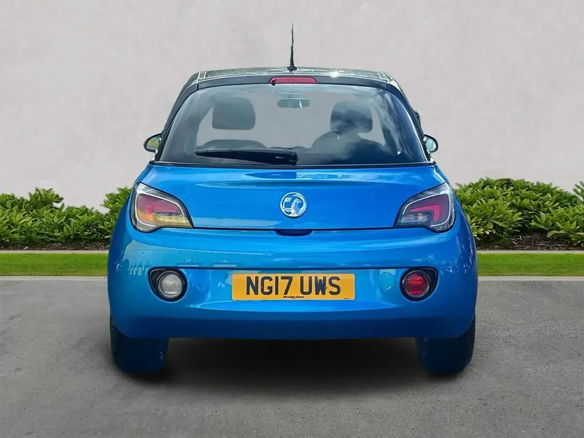 Usado Vauxhall Adam S 70 CV (51 kW) 2017 Azul Utilitario