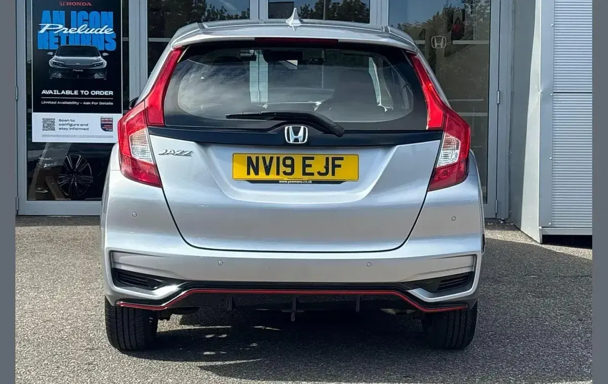 Used Honda Jazz Sport 130 HP (95 kW) 2019 Silver Hatchback