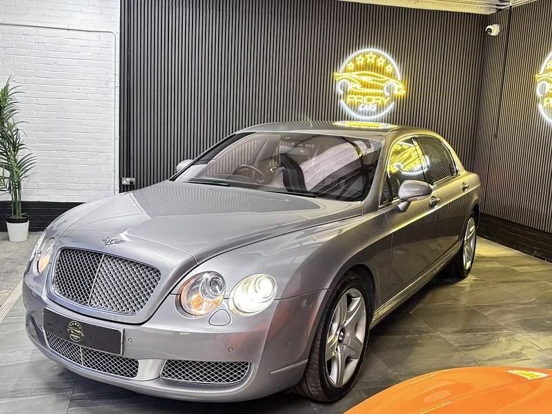 Used Bentley Continental Flying Spur 560 HP (411 kW) 2005 Silver Sedan