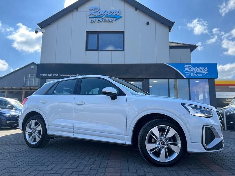 Usado Audi Q2 S-Line 2023 Blanco SUV
