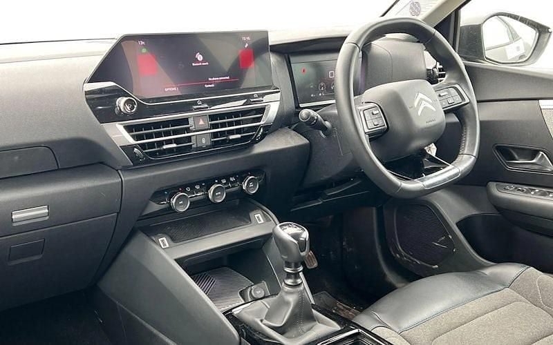 Used Citroën C4 PureTech 131 HP (96 kW) 2023 Hatchback