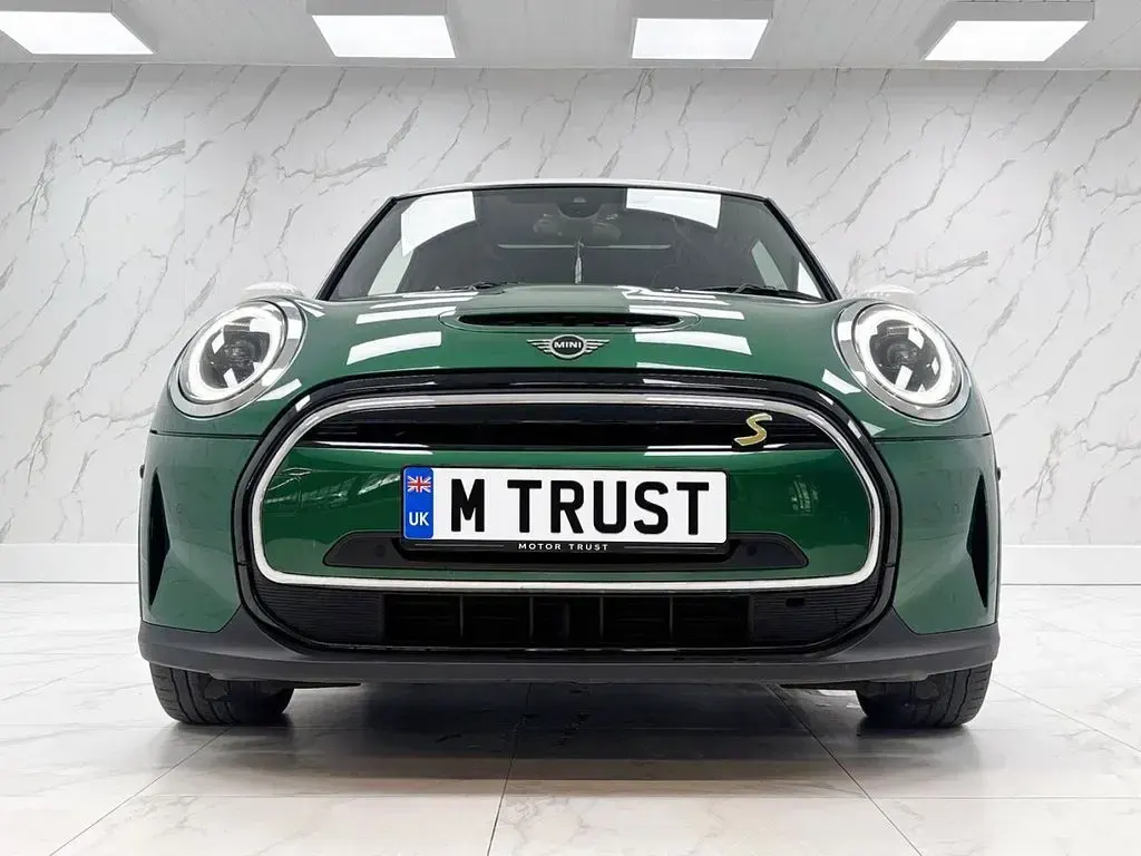 Used Mini Cooper SE Hatch 135 kW (184 HP) 2023 Green Hatchback