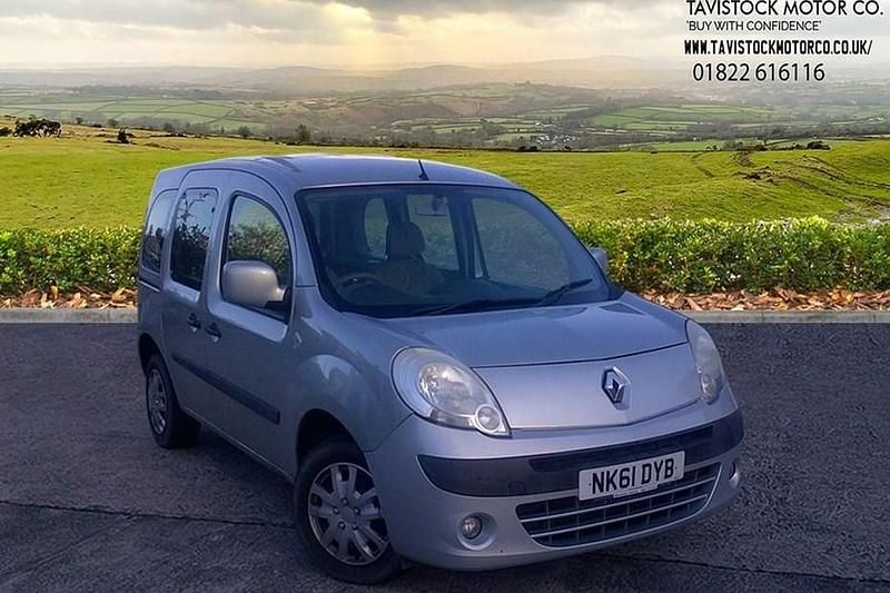 Grey Used 2011 Renault Kangoo Expression MPV | £5,450 (Expensive) - Image 1/1