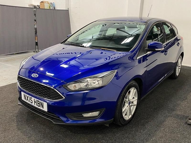 Used Ford Focus Zetec 2015 Blue Hatchback