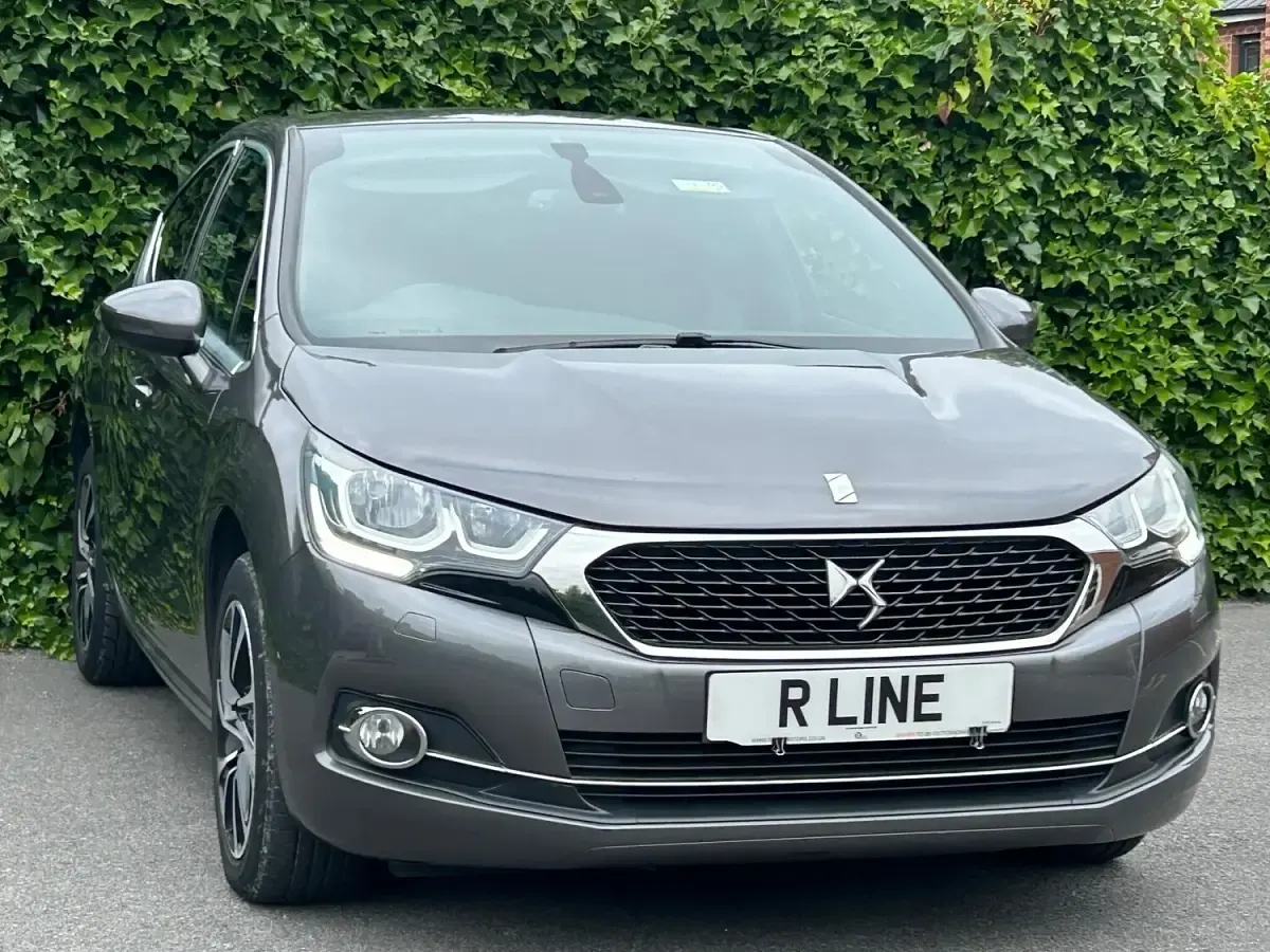 Used DS Automobiles DS4 Elegance 120 HP (88 kW) 2016 Grey Hatchback