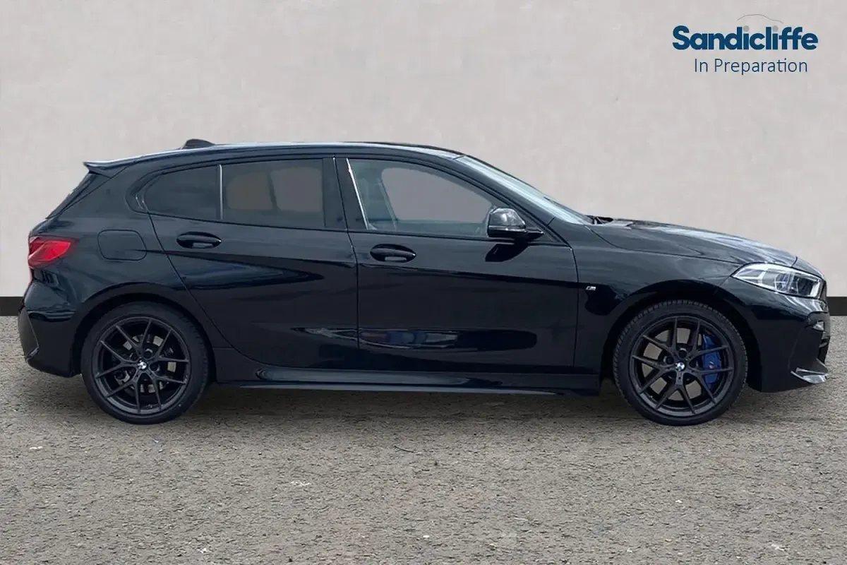 Used BMW 120 M Sport 190 HP (139 kW) 2024 Black Hatchback