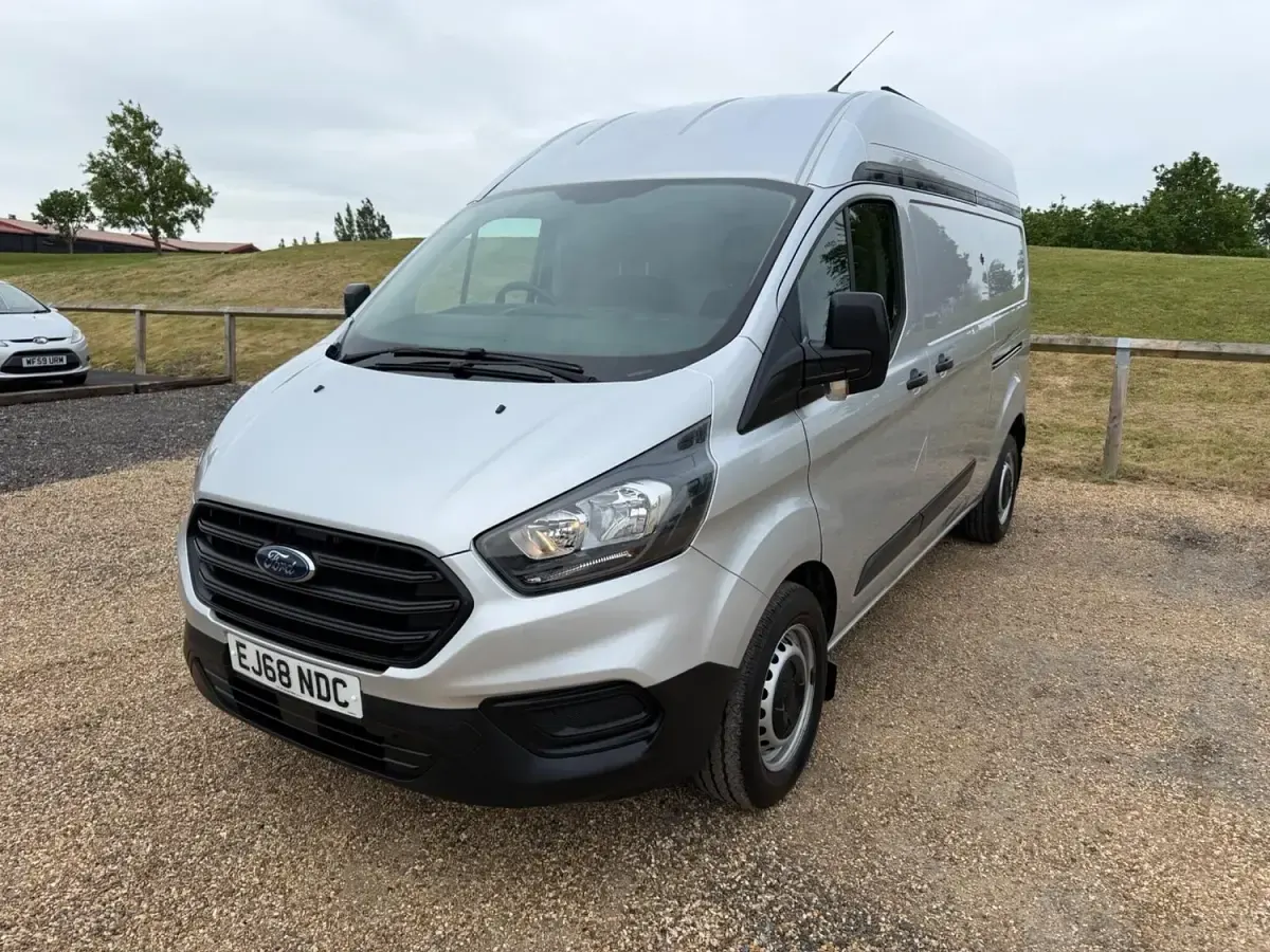 Used Ford Transit Custom 130 HP (95 kW) 2018 Silver Van