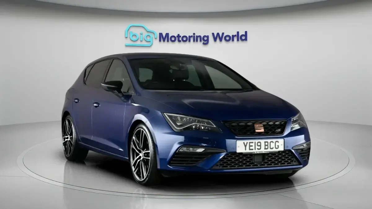 Used Seat Leon Cupra 290 290 HP (213 kW) 2019 Blue Hatchback