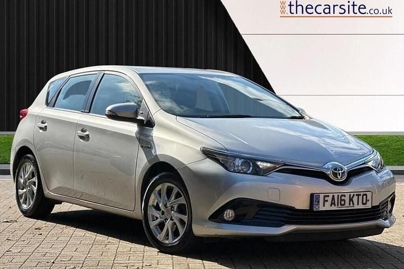 Used 2016 Toyota Auris Hybrid | £9,295 (Fair price) - Image 1/1