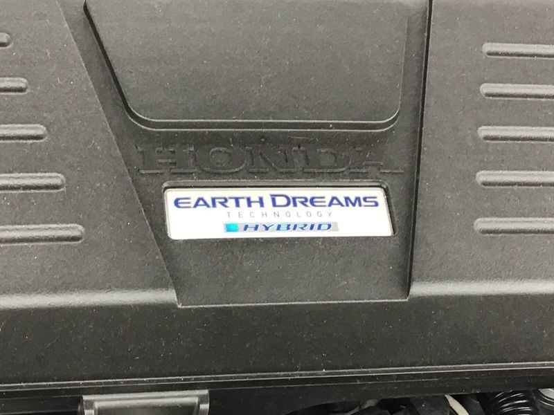 Used Honda CR-V Hybrid 184 HP (135 kW) 2019 Red SUV