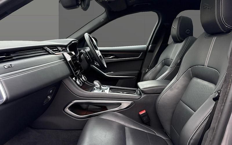 Used Jaguar F-Pace R-Dynamic 204 HP (150 kW) 2022 SUV