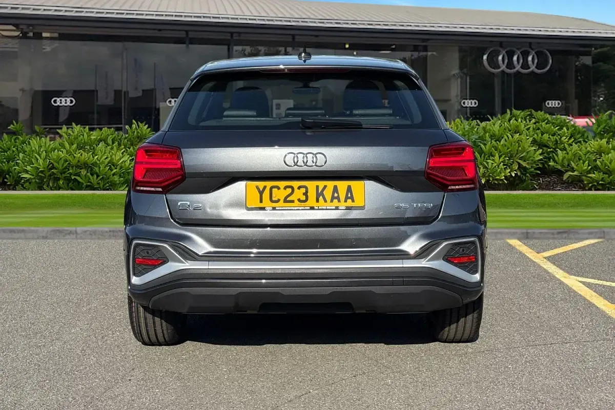 Used Audi Q2 S-Line 150 HP (110 kW) 2023 Grey SUV