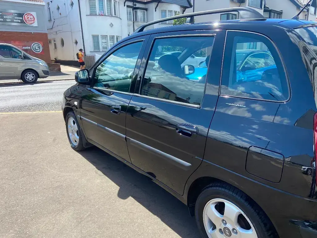 Used Hyundai Matrix 103 HP (75 kW) 2009 Black MPV