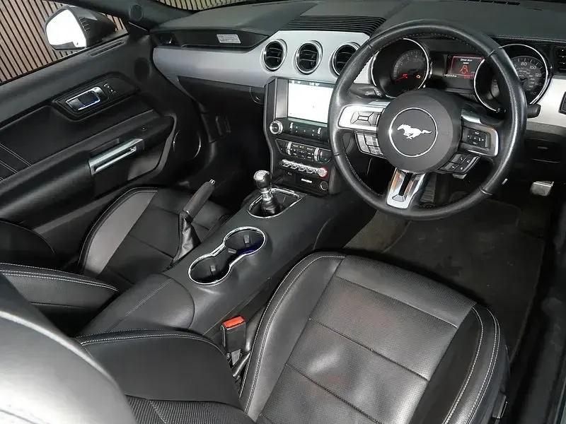 Second-hand Ford Mustang 310 CP (228 kW) 2018 Gri Cabrio