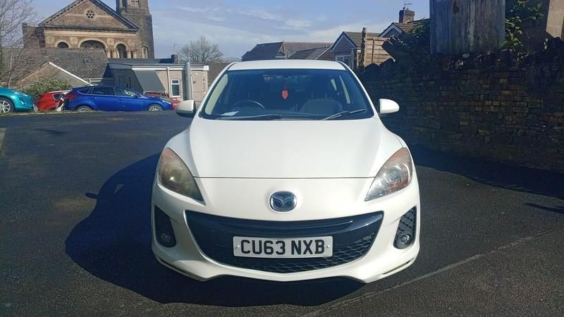 Begagnad Mazda 3 105 HK (77 kW) 2013 Vit Halvkombi