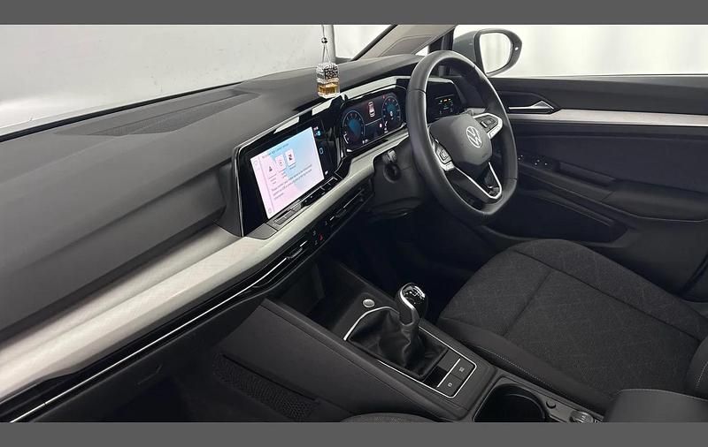 Used VW Golf VIII Life 150 HP (110 kW) 2023 Grey Hatchback