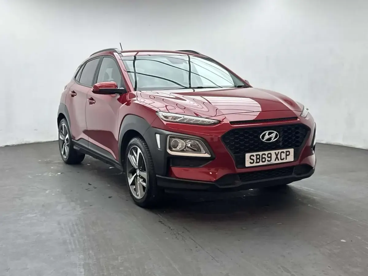 Used Hyundai Kona 120 HP (88 kW) 2020 Red SUV