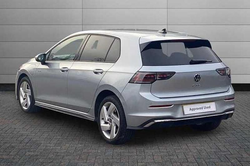 Used VW Golf VIII 272 HP (200 kW) 2025