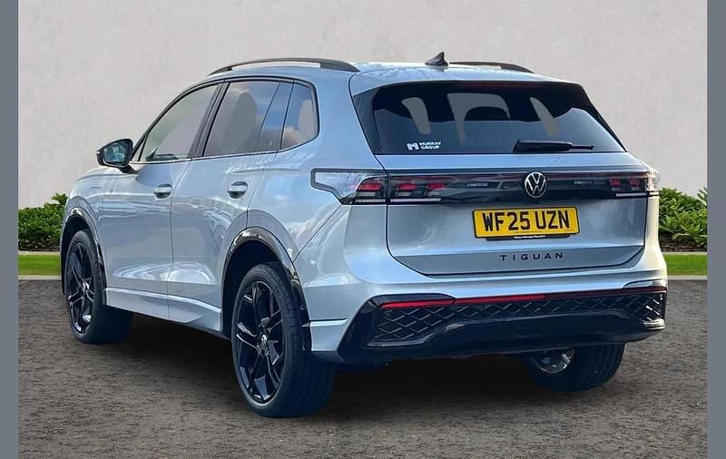 Used VW Tiguan R-line 204 HP (150 kW) 2025 Silver SUV