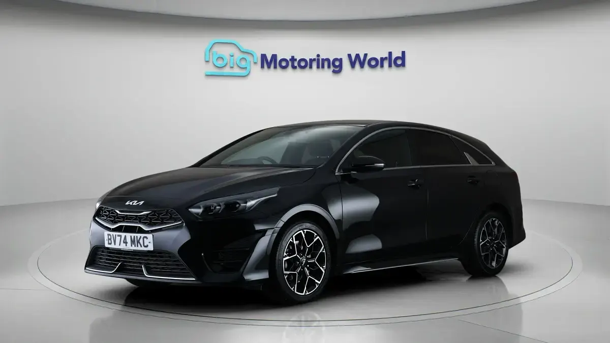 Used Kia ProCeed GT-Line 140 HP (102 kW) 2024 Black Estate