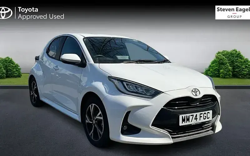 Used Toyota Yaris Design 116 HP (85 kW) 2025 Hatchback