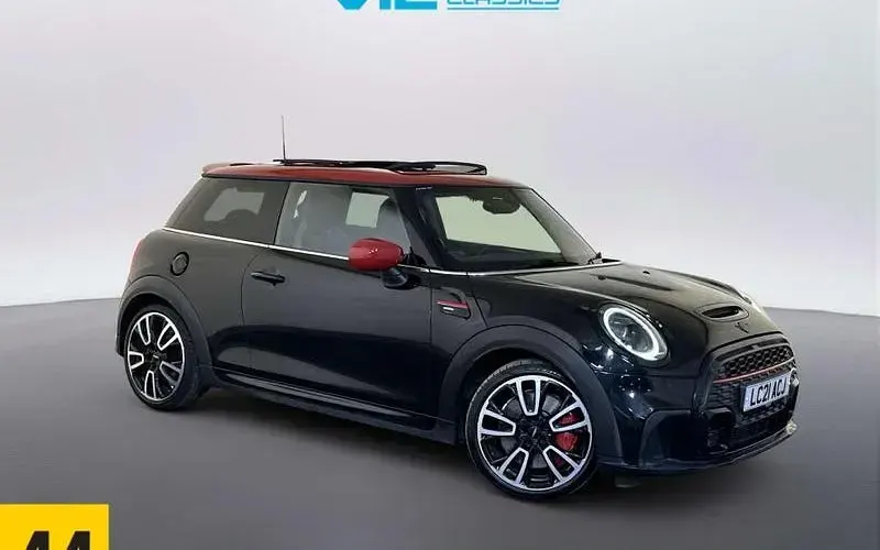 Used Mini John Cooper Works Hatch 231 HP (169 kW) 2021 Hatchback