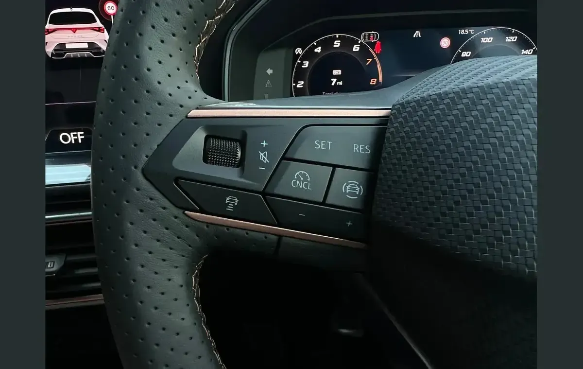 New Cupra Leon 147 HP (108 kW) 2025 Other Hatchback