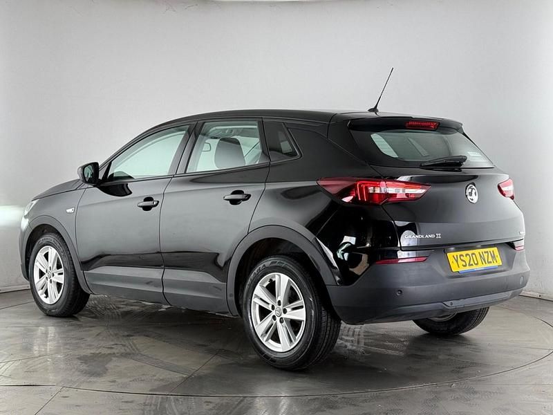 Used Vauxhall Grandland X S 131 HP (96 kW) 2019 Black SUV