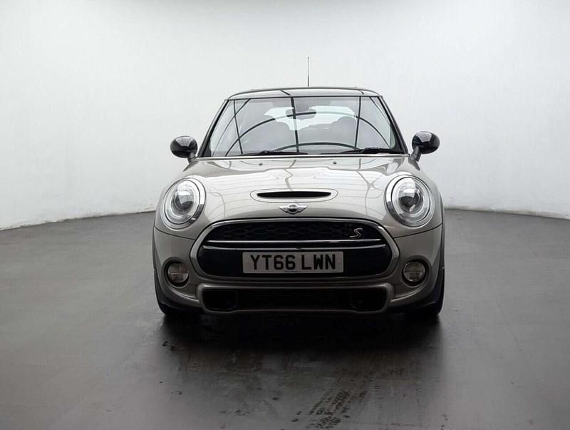 Used Mini Cooper S Hatch 192 HP (141 kW) 2016 Silver Hatchback