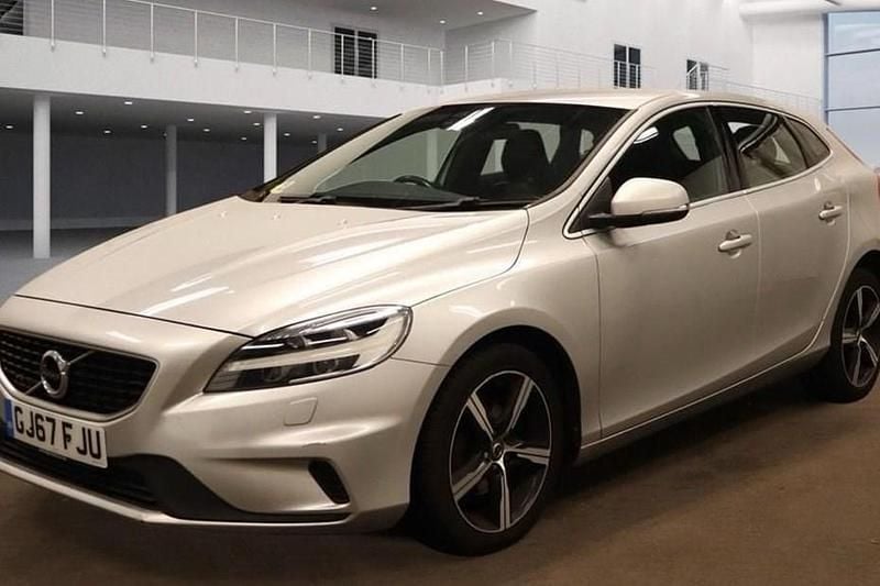 Silver Used 2017 Volvo V40 R-Design Hatchback | £7,990 (Fair price) - Image 1/1