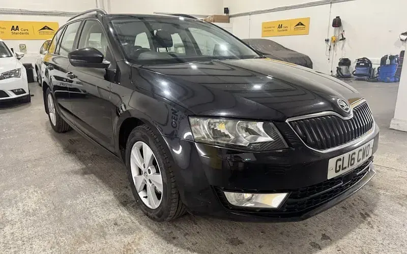 Used Skoda Octavia SE L 150 HP (110 kW) 2016 Black Estate