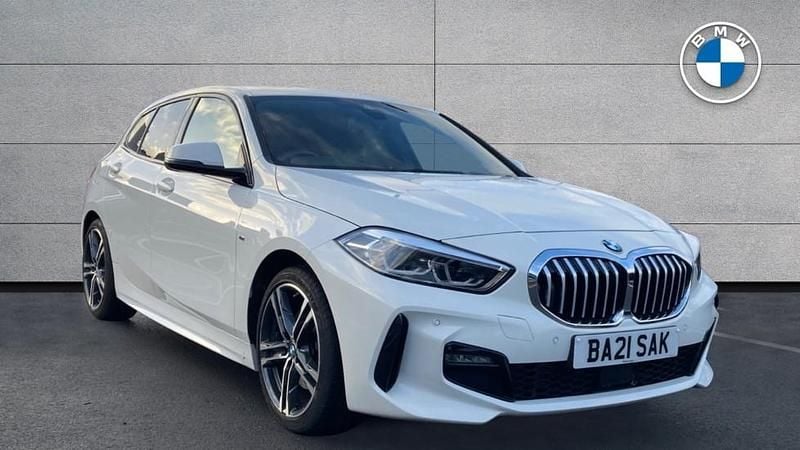 Used BMW 118 M Sport 134 HP (98 kW) 2021 White Hatchback
