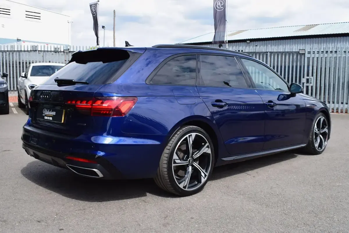 Used Audi A4 Black Edition 2022 Blue Estate