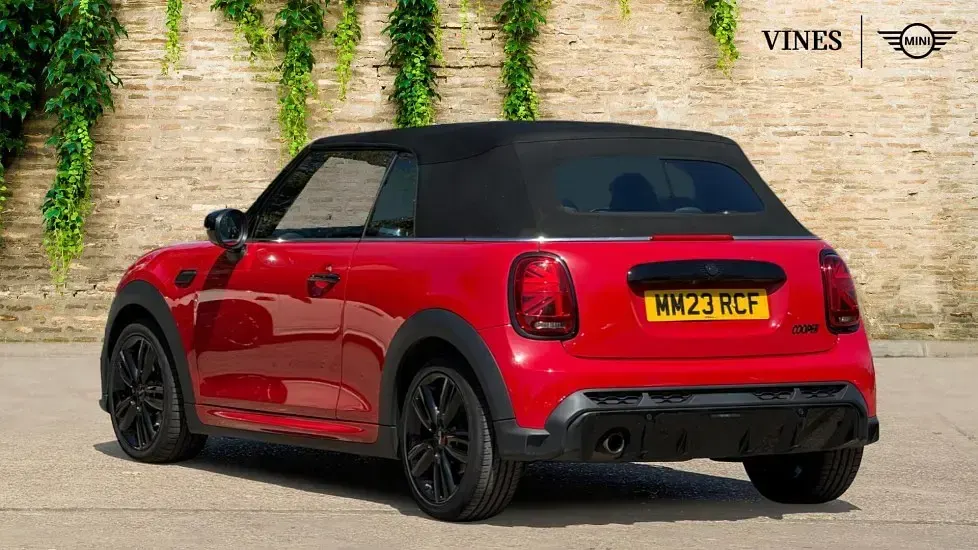 Used Mini Cooper Cabriolet Sport 134 HP (98 kW) 2023 Red Cabriolet