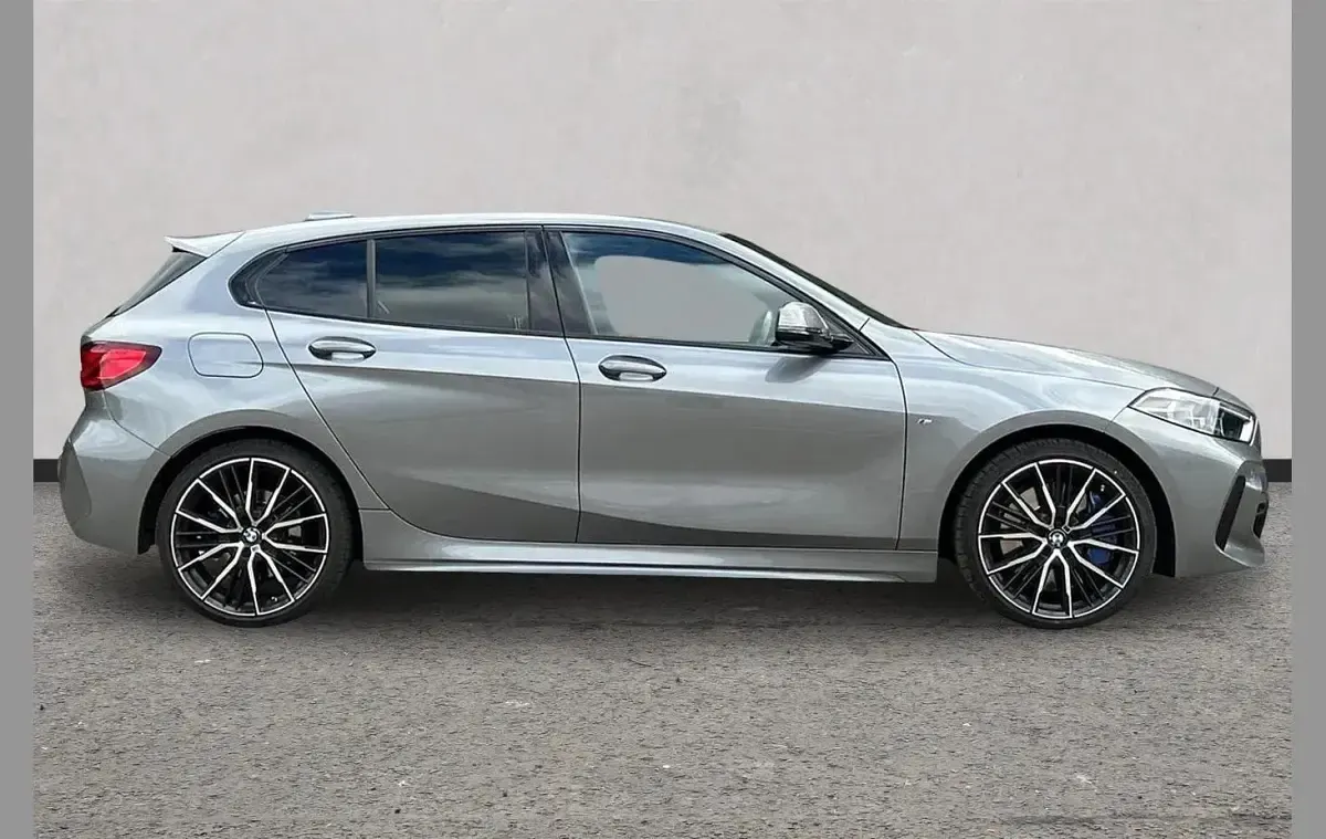 Used BMW 118 M Sport 134 HP (98 kW) 2023 Grey Hatchback