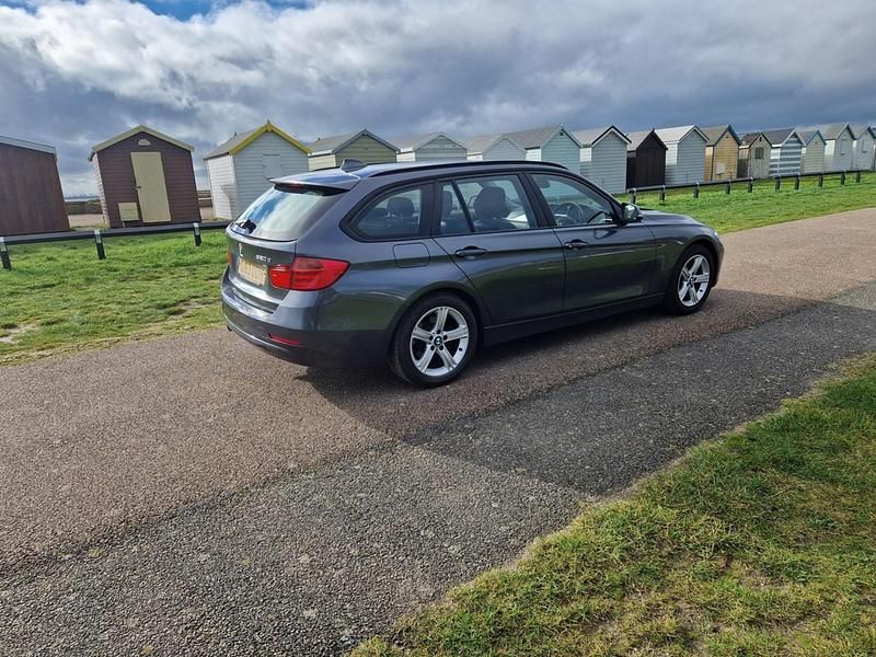 Used BMW 320 2013 Grey Estate