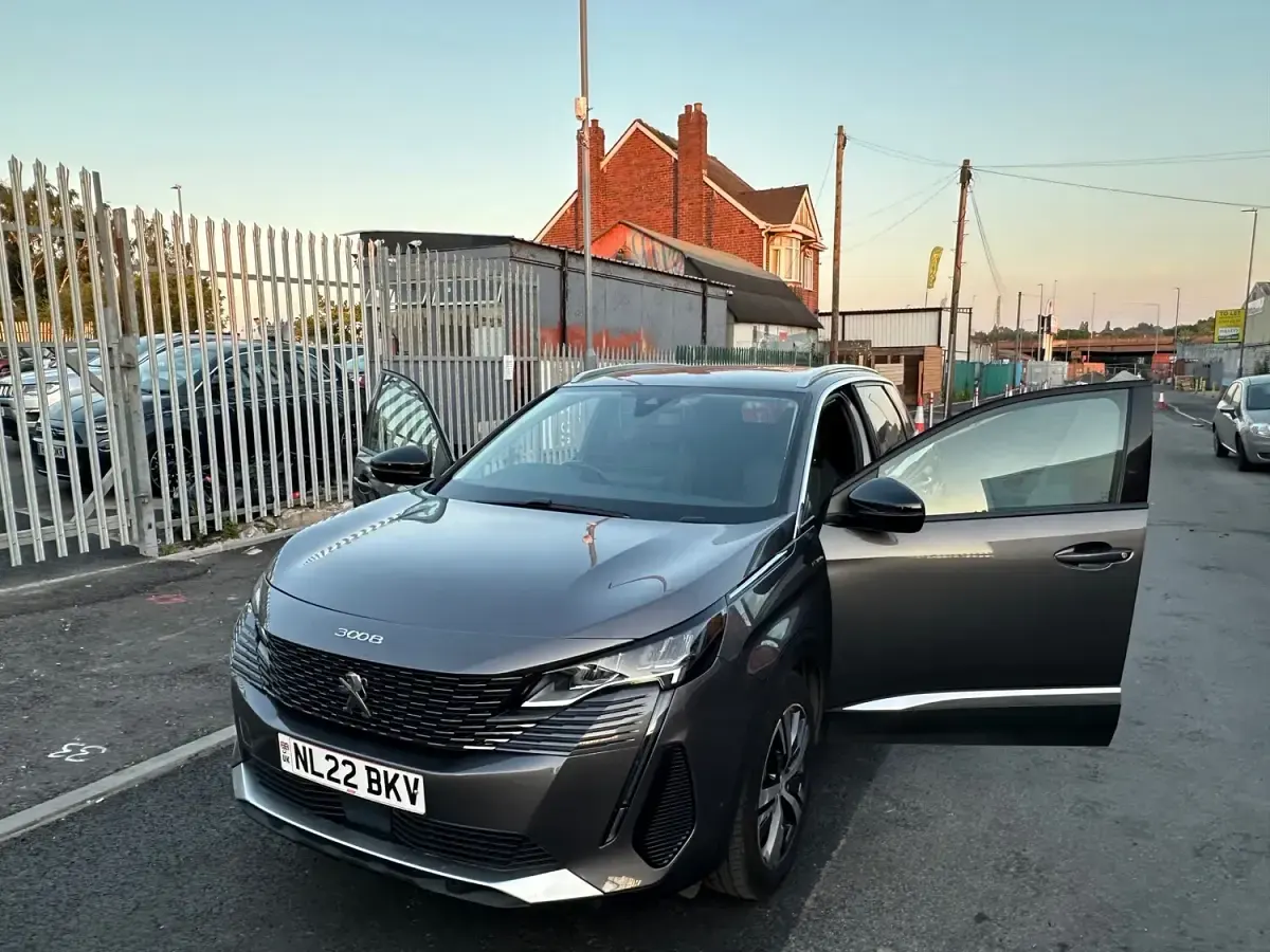 Used Peugeot 3008 Allure Premium 2022 Grey SUV