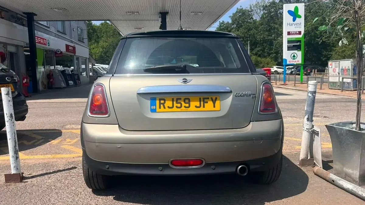 Used Mini Cooper D Hatch 2009 Silver Hatchback
